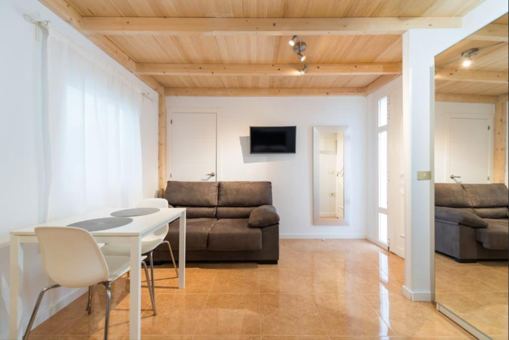 Studio Las Palmas Central Rooms 部屋 写真